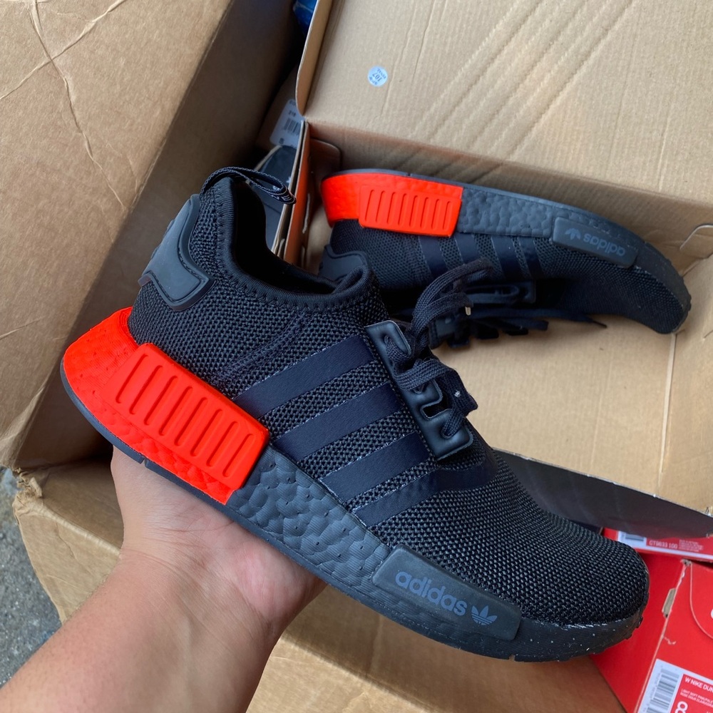 Adidas NMD_R1 “Black Red” Size 5Y